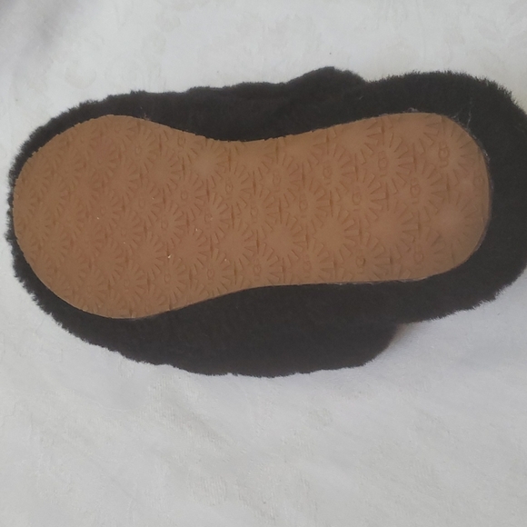 Ugg Women's  Fluff  Yeah Slide Slippers Genuine  Shearling - Picture 5 of 7